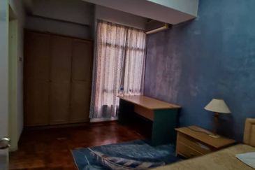 Villa Putra Condominium