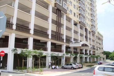 1 Petaling Residences and Commerz