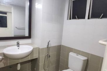 38 Bidara Condominium