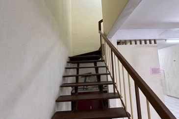 Taman Pinggiran Putra