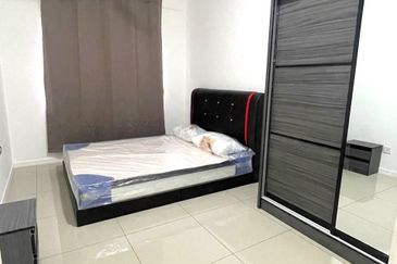 Savvy @ Riana Dutamas