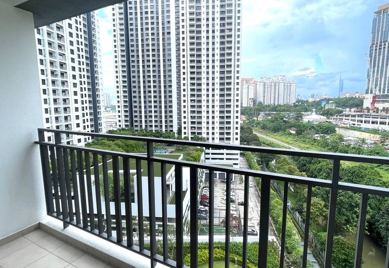 Savvy @ Riana Dutamas *