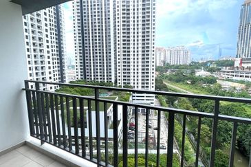 Savvy @ Riana Dutamas