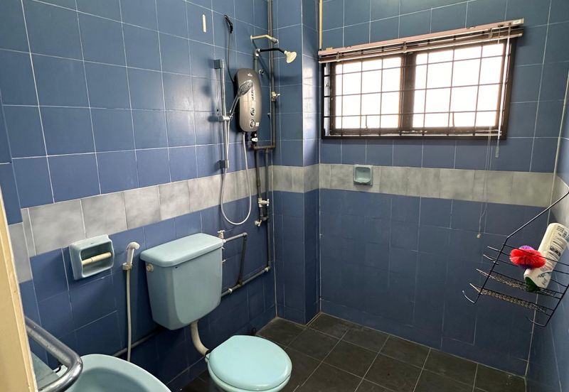 SL7, Bandar Sungai Long