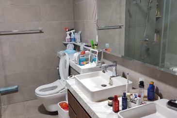 Aria Luxury Residence