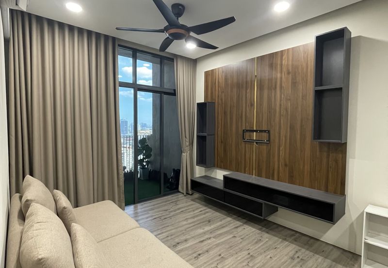 Henna Residence @ The Quartz