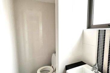 Centrio SoHo @ Pantai Hillpark