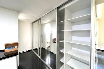 Centrio SoHo @ Pantai Hillpark