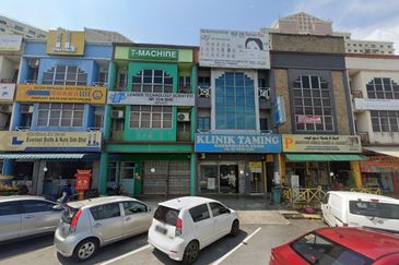 Second-Floor Shop Office@Balakong