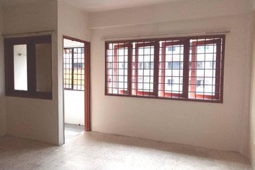 Apartment Bunga Raya