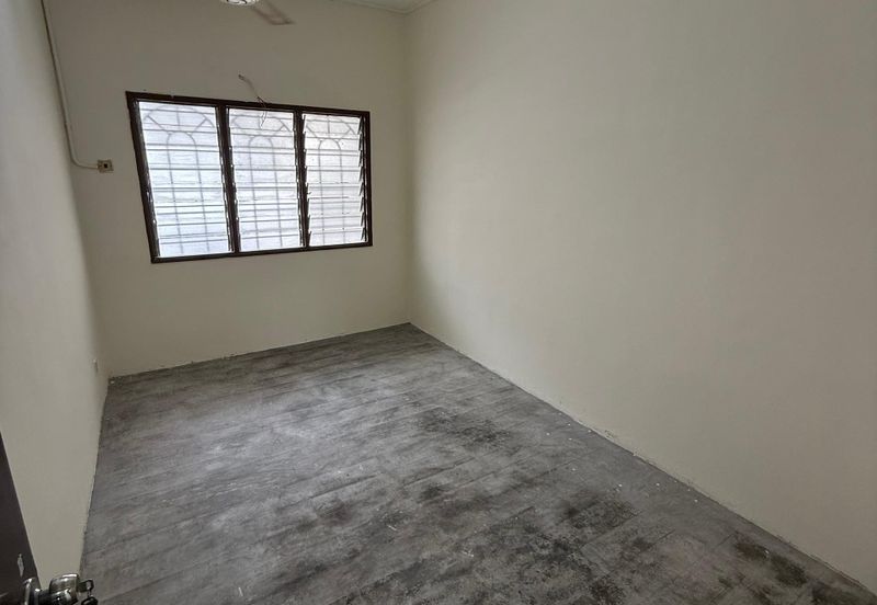 Jalan Pandan Mewah 2/4