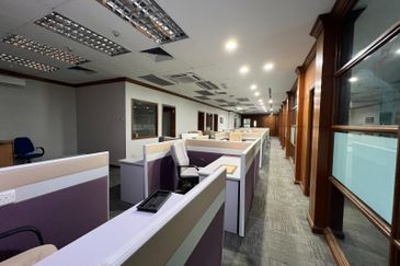 HiCom-Glenmarie Industrial Park