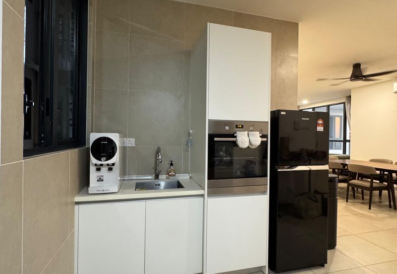 KL Gateway Premium Residence