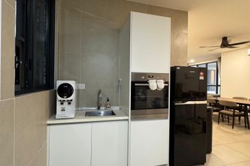 KL Gateway Premium Residence