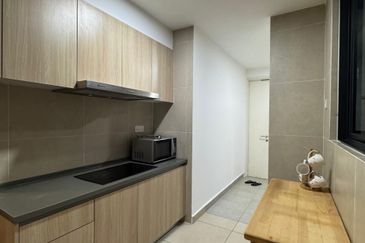 KL Gateway Premium Residence