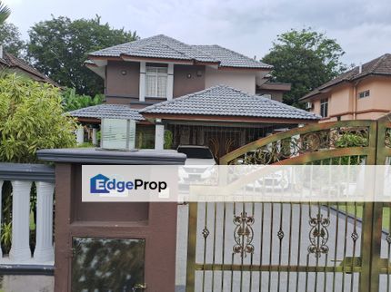 Renovated Bungalow in Taman Tasik Semenyih, Selangor, Semenyih