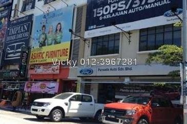 Taman Industrial Sungai Buloh (TSB Commercial Centre)