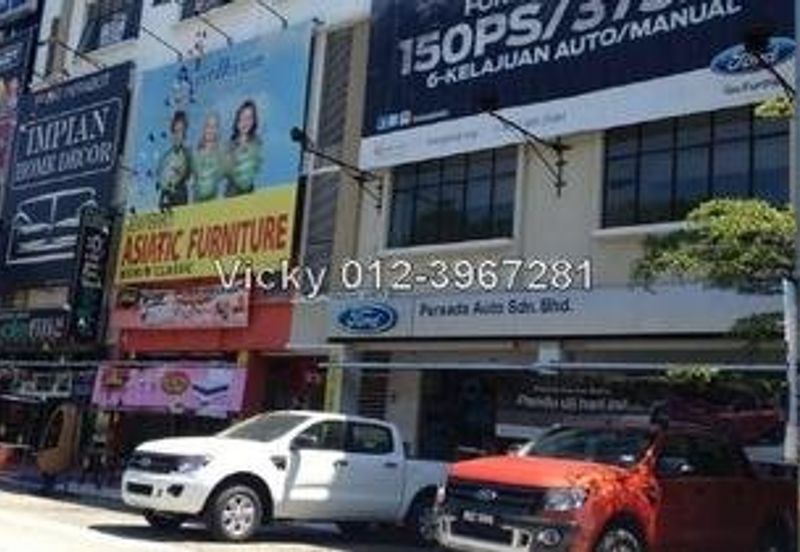 Taman Industrial Sungai Buloh (TSB Commercial Centre)