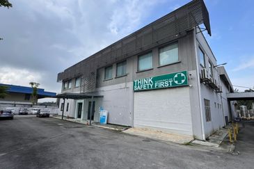 Taman Perindustrian Meru detached corner factory