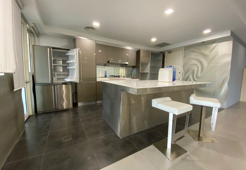 Hampshire Park Condominium