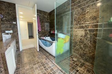 Hampshire Park Condominium