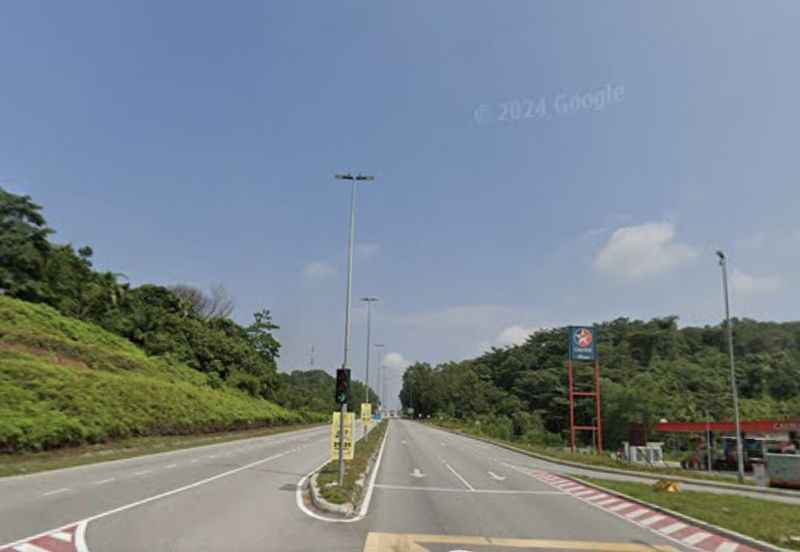 3ac residential zone access to Psrn Mokhtar Dahari