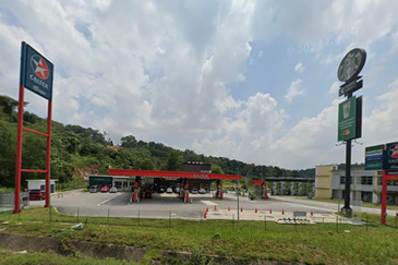 3ac residential zone access to Psrn Mokhtar Dahari