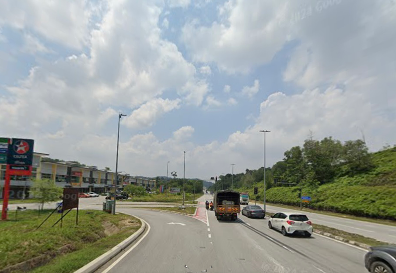 3ac residential zone access to Psrn Mokhtar Dahari