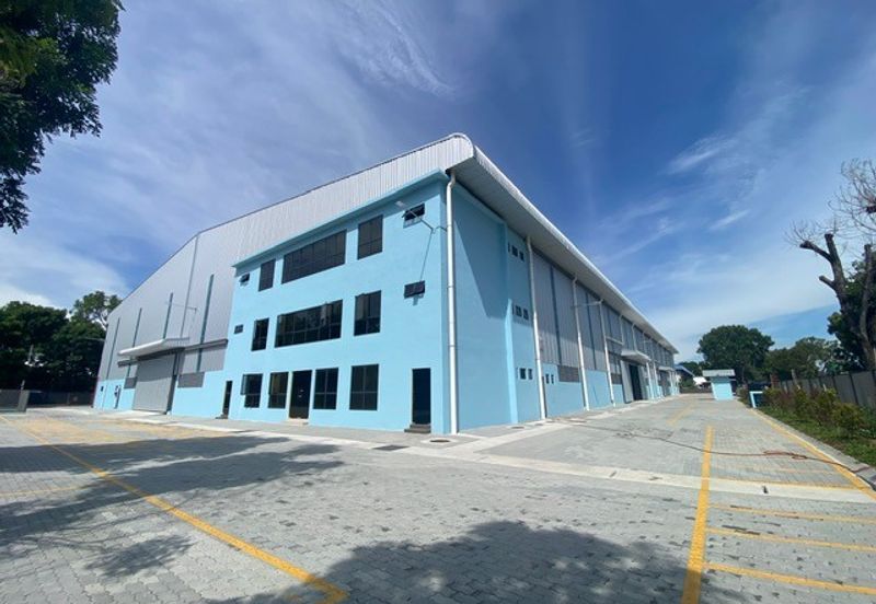 West Port, Pulau Indah