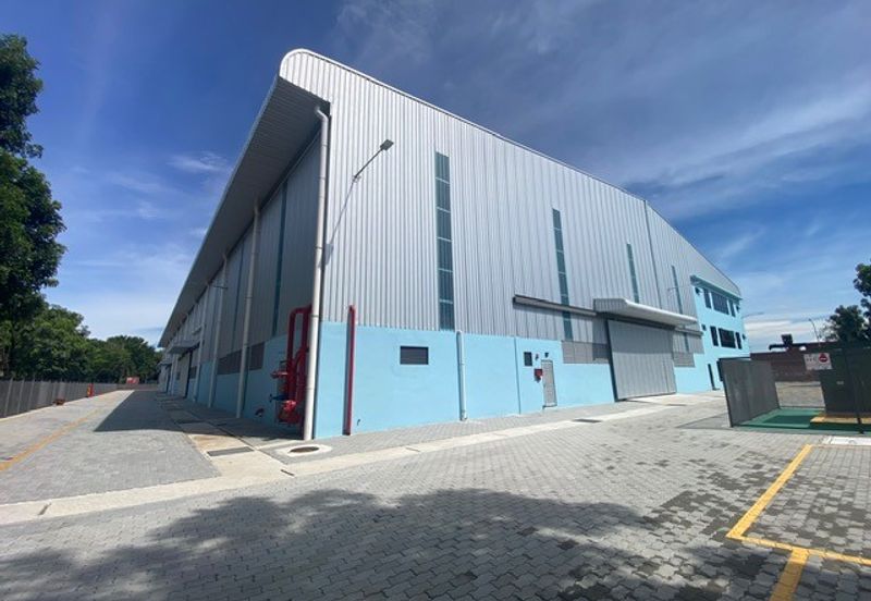 West Port, Pulau Indah