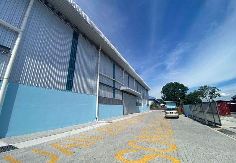 West Port, Pulau Indah