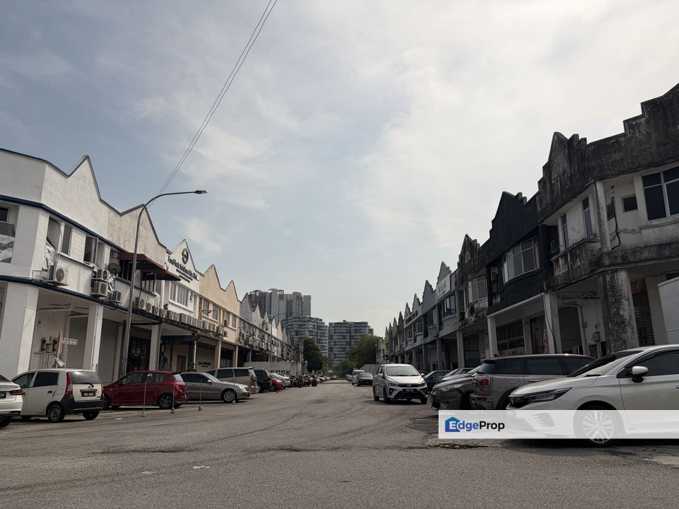 25x80 link factory, Selangor, Petaling Jaya