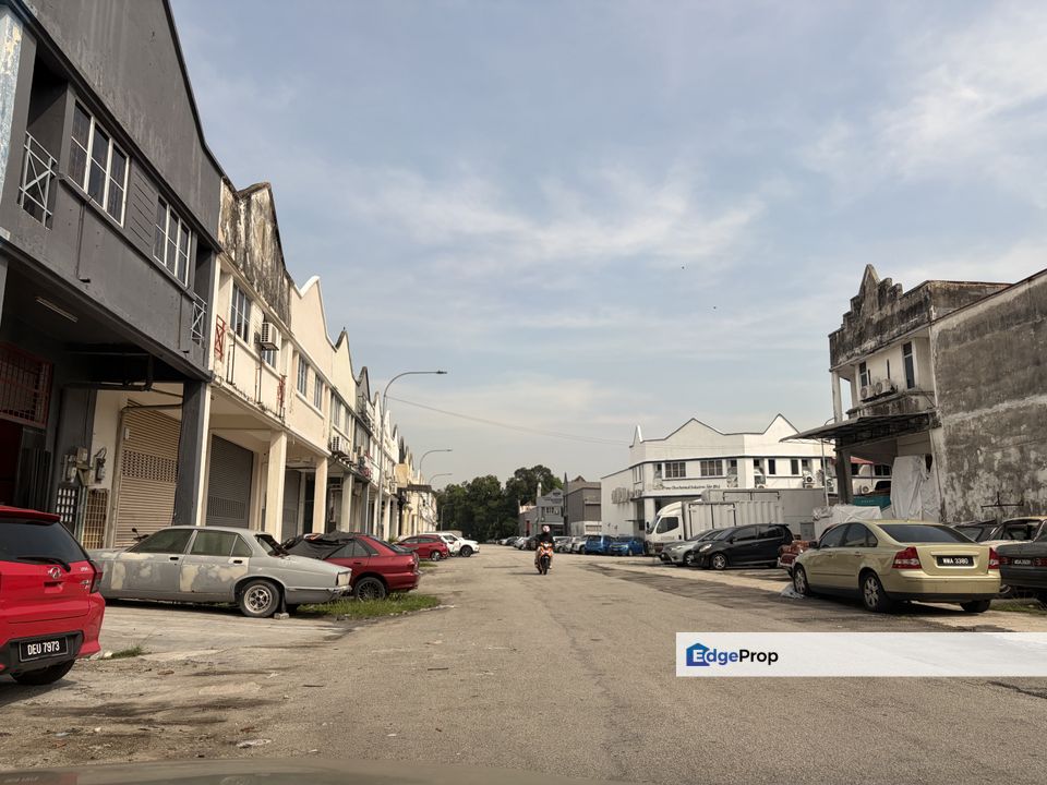 25x80 link factory, Selangor, Petaling Jaya