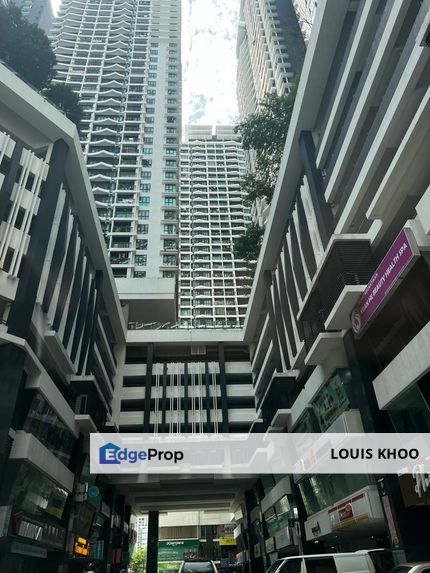 KL Trader Square 940sf 3+1R 2-Parkings Freehold , Kuala Lumpur, Gombak