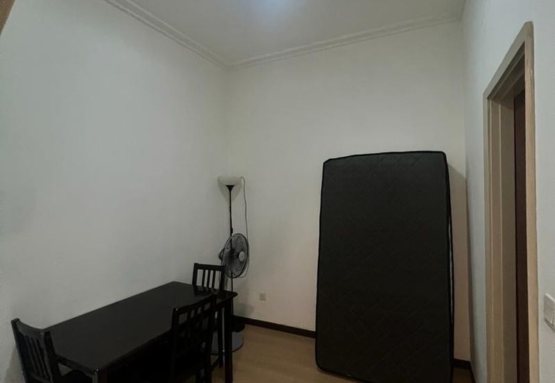 231 TR Serviced Suite