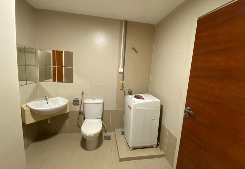 231 TR Serviced Suite