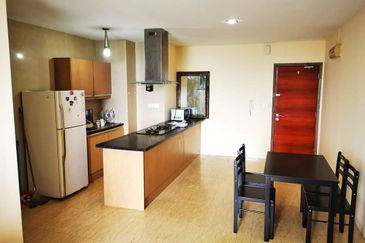 231 TR Serviced Suite