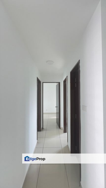 KL Trader Square Condo 918sf 3+1R Poolview Gombak KL, Kuala Lumpur, Gombak