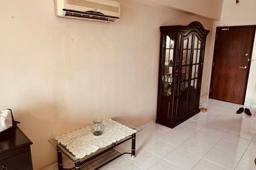 38 Bidara Condominium