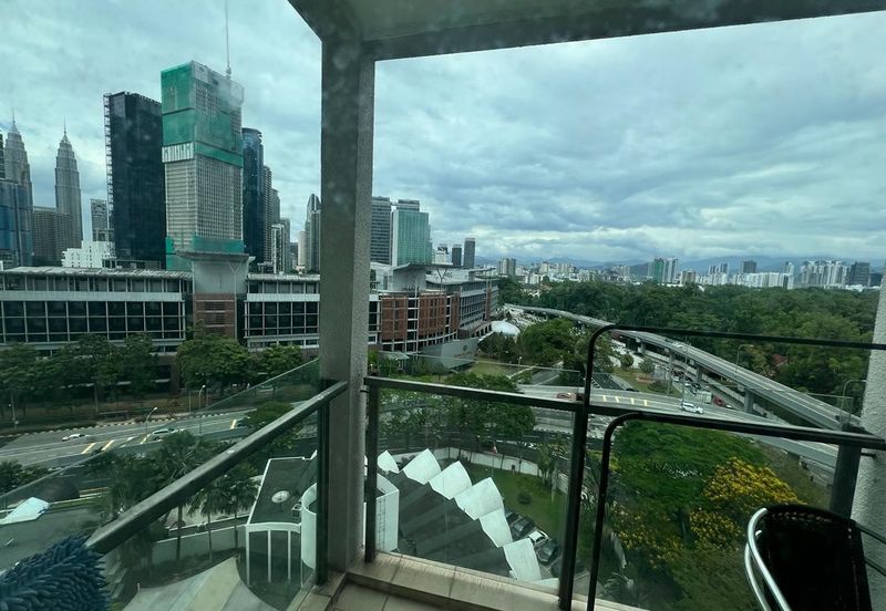 231 TR Serviced Suite