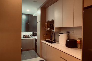 Platinum Splendor Residence