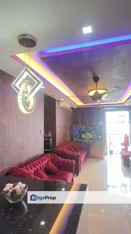 KL Trader Square 918sf 3+1R F/Renovated F/Furnished 2-parkings, Kuala Lumpur, Gombak