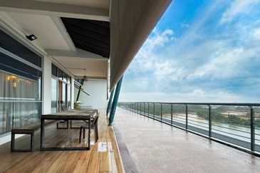 Puteri Harbour, Trinidad Suites @ Somerset