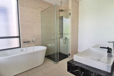 Bayou Creek, Leisure Farm