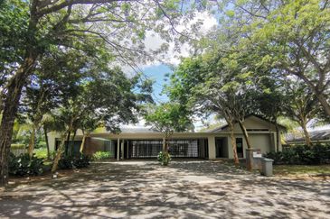 Leisure Farm, Merbok Springs