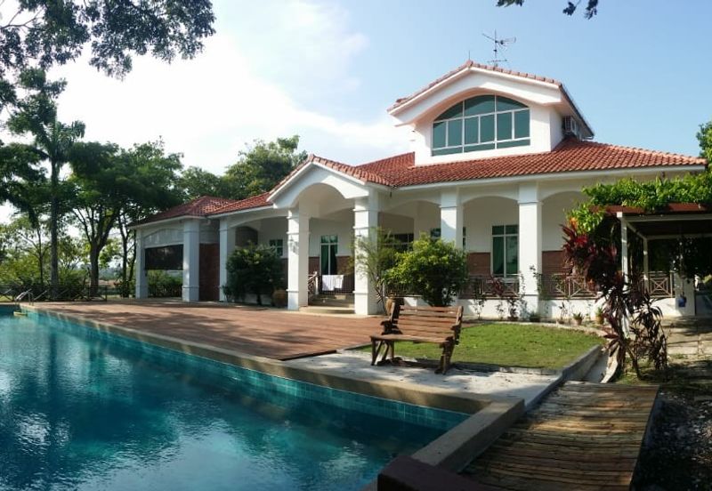 Leisure Farm, Merbok Springs