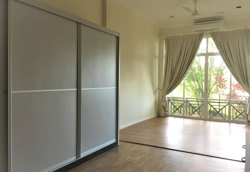 Leisure Farm, Merbok Springs