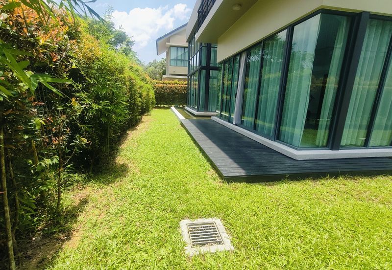 Bayou Creek, Leisure Farm