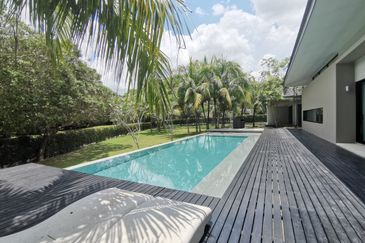 Leisure Farm, Merbok Springs