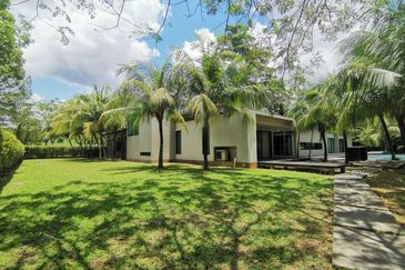 Leisure Farm, Merbok Springs